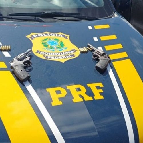 PRF prende homem armado com dois revólveres na BR-304 em Macaíba