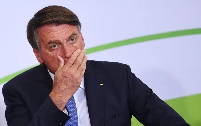 STF nega recurso e mantém pena de 27 anos e 3 meses a Jair Bolsonaro por tentativa de golpe de Estado