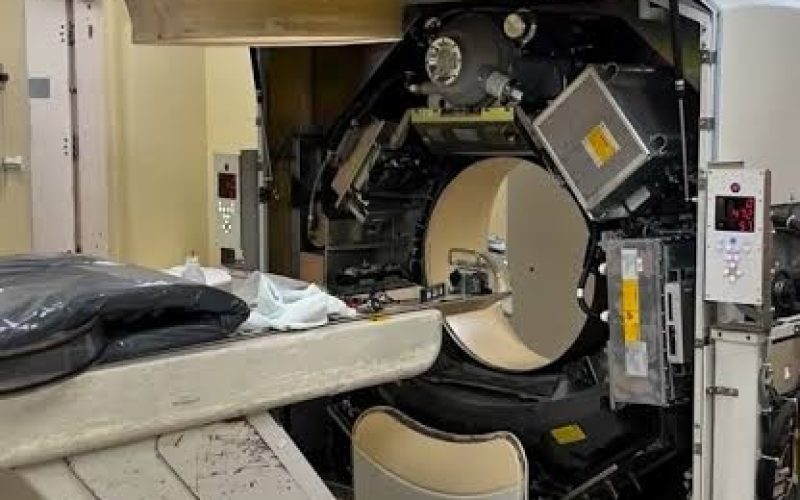 Tomógrafos do Walfredo Gurgel voltam a parar e pacientes ficam sem exames em Natal