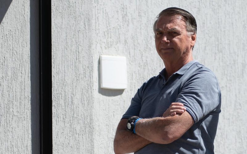 Plano da defesa de Bolsonaro visa prisão domiciliar após recurso no STF ser rejeitado