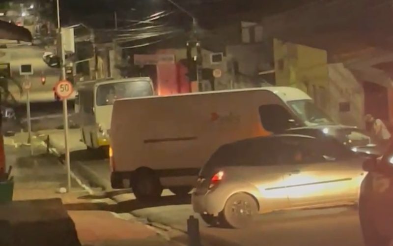Operação policial termina com prisões e tentativa de protesto no bairro Mário Negócio