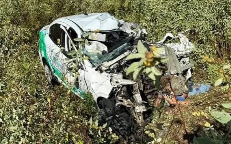 Servidor público morre em colisão frontal entre carro oficial e carreta na BR-405 em Mossoró