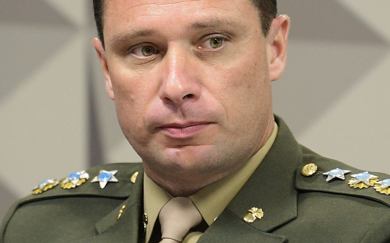 Mauro Cid, ex-ajudante de ordens de Bolsonaro, é preso pela Polícia Federal
