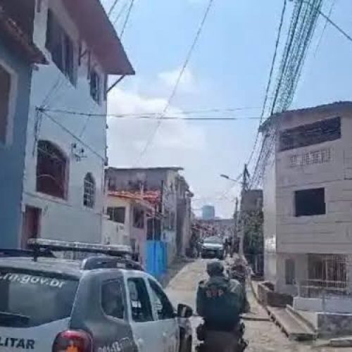 “Adson tinha família”: morte de jovem durante operação policial em Mãe Luíza levanta suspeita de execução