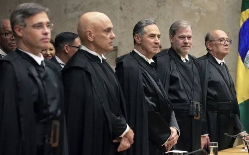 EUA suspendem vistos de Alexandre de Moraes, outros sete ministros do STF e do procurador-geral da República