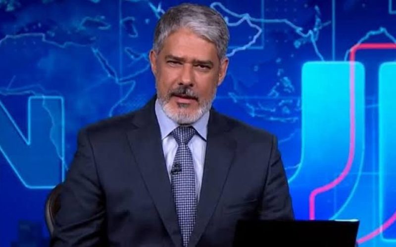 Fim de uma era: William Bonner deixa o Jornal Nacional após 29 anos; César Tralli assume ao lado de Renata Vasconcellos
