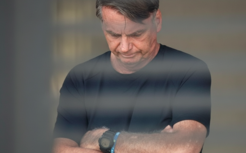 STF condena Bolsonaro a 27 anos de prisão por tentativa de golpe: marco histórico na política brasileira